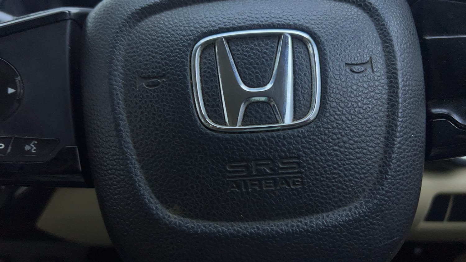 Used 2019 Honda Amaze 1.2 VX CVT Petrol Petrol Automatic top_features Airbags