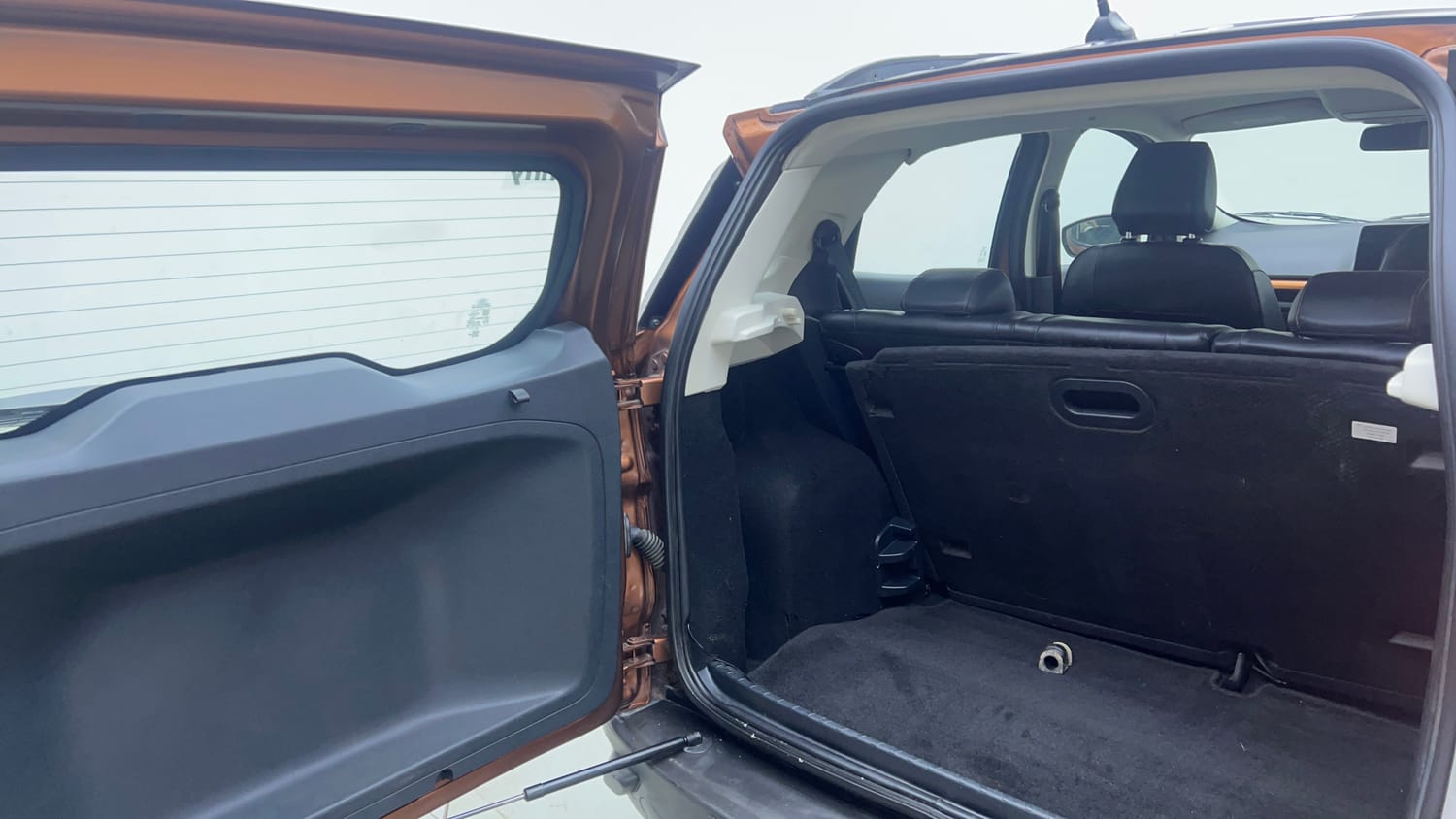 Used 2018 Ford EcoSport S Petrol Petrol Manual interior DICKY DOOR OPEN VIEW
