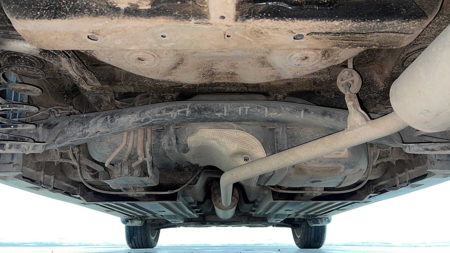 Used 2023 Maruti Suzuki Grand Vitara Zeta Smart Hybrid AT Petrol Automatic extra REAR UNDERBODY VIEW (TAKEN FROM REAR)