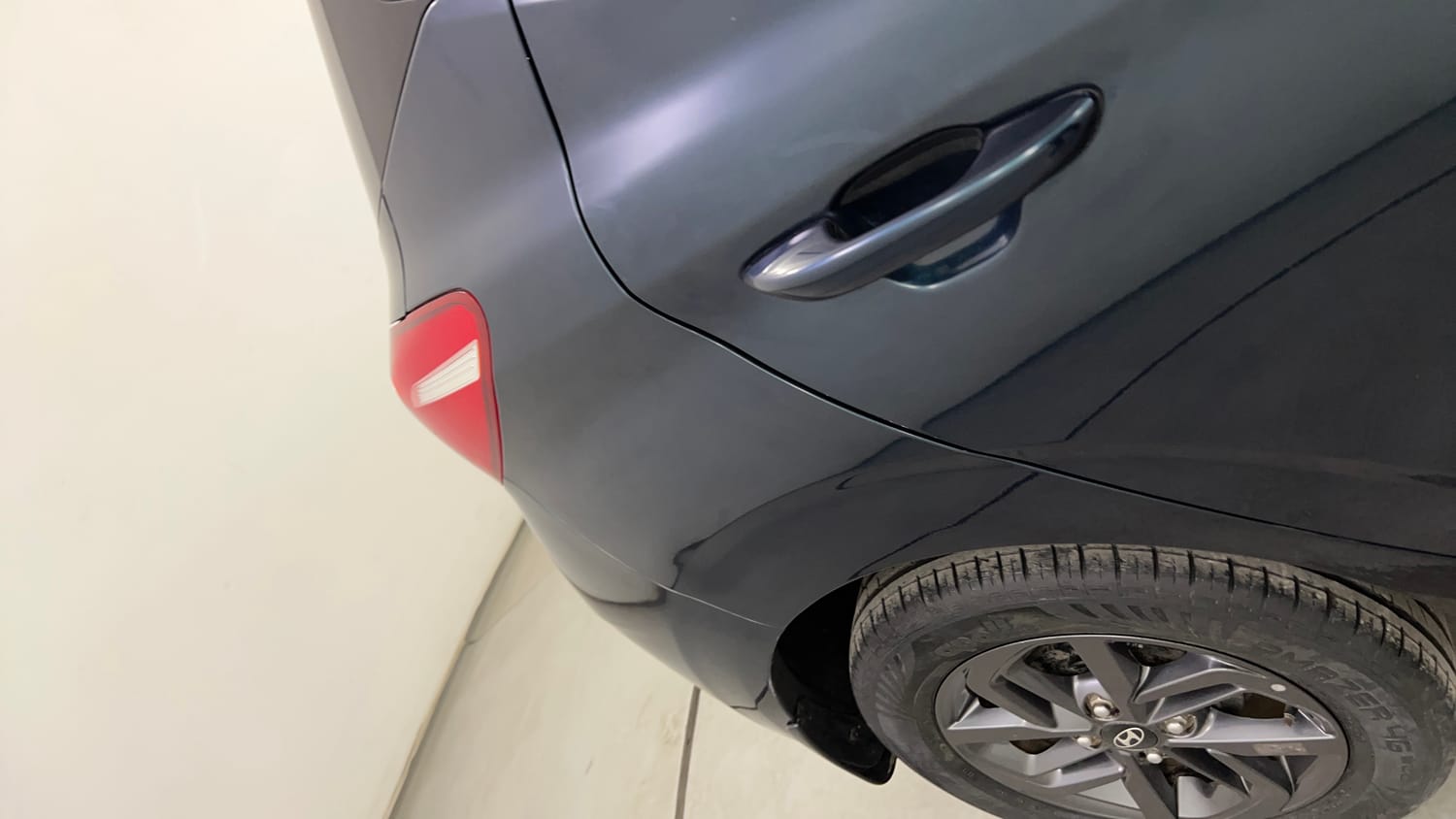 Used 2021 Hyundai Grand i10 Nios Sportz AMT 1.2 Kappa VTVT Petrol Automatic dents MINOR DENT