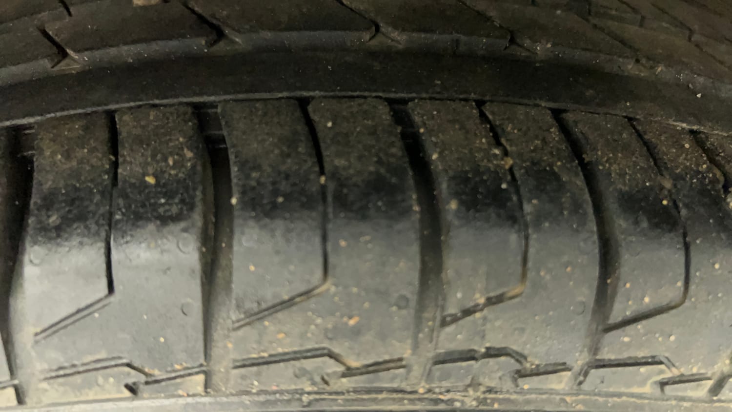 Used 2018 Hyundai Creta SX 1.6 AT Petrol Petrol Automatic tyres LEFT REAR TYRE TREAD VIEW