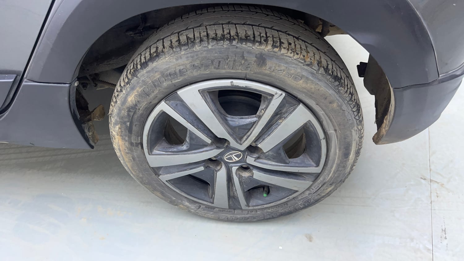 Used 2023 Tata Tiago NRG XZ AMT Petrol Automatic tyres LEFT REAR TYRE RIM VIEW