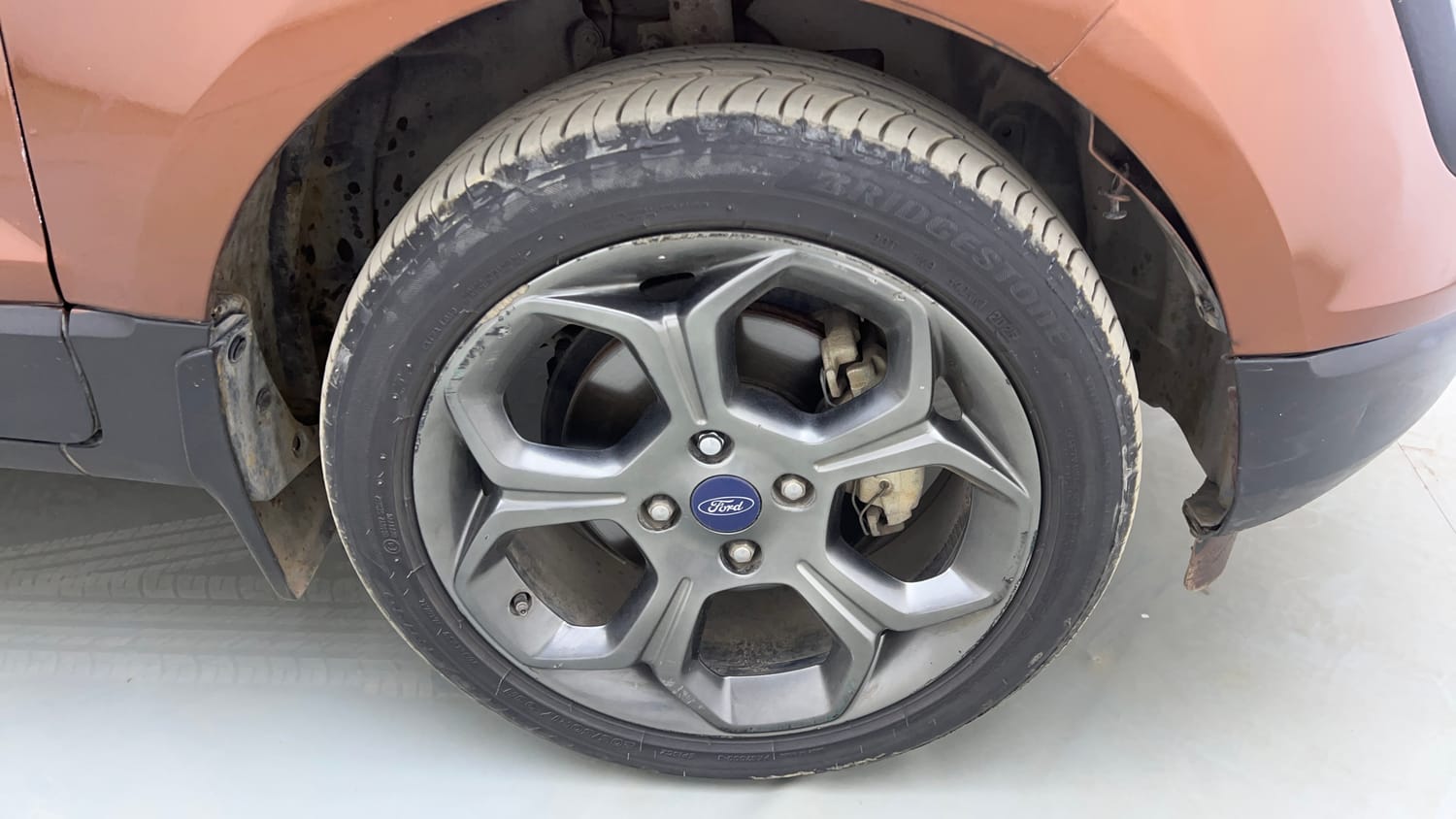 Used 2018 Ford EcoSport S Petrol Petrol Manual tyres RIGHT FRONT TYRE RIM VIEW