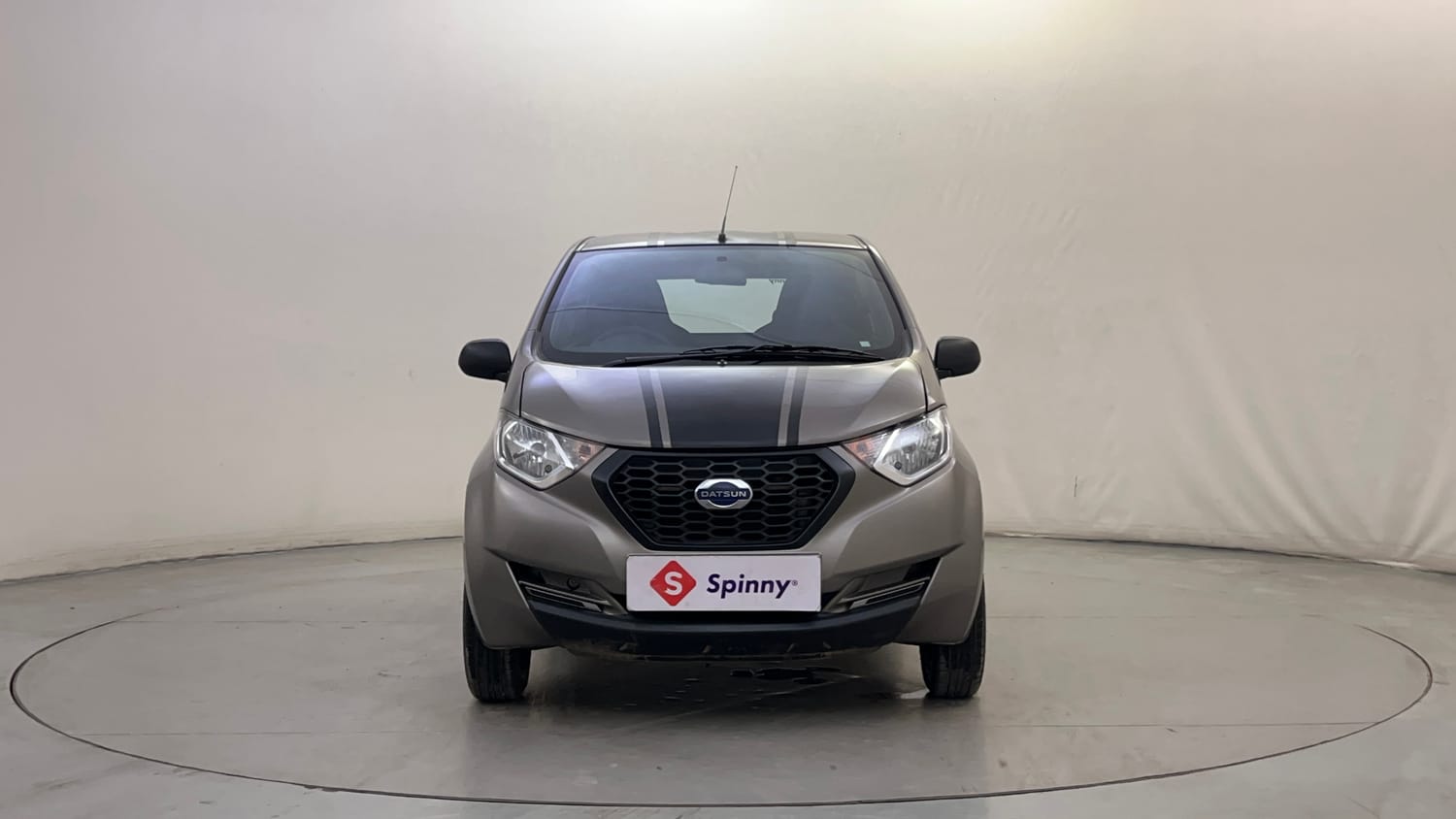 Used 2016 Datsun Redi-GO Sport Petrol Manual exterior FRONT VIEW