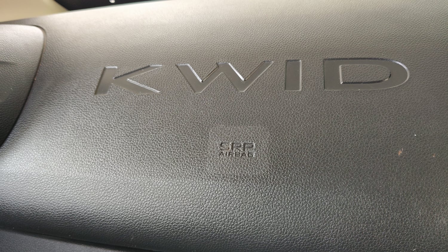 Used 2024 Renault Kwid CLIMBER 1.0 AMT Dual Tone Petrol Automatic top_features Airbags