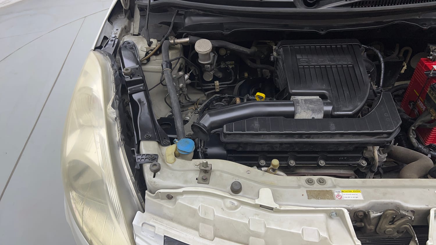 Used 2017 Maruti Suzuki Swift Lxi (O) Petrol Manual engine ENGINE RIGHT SIDE VIEW