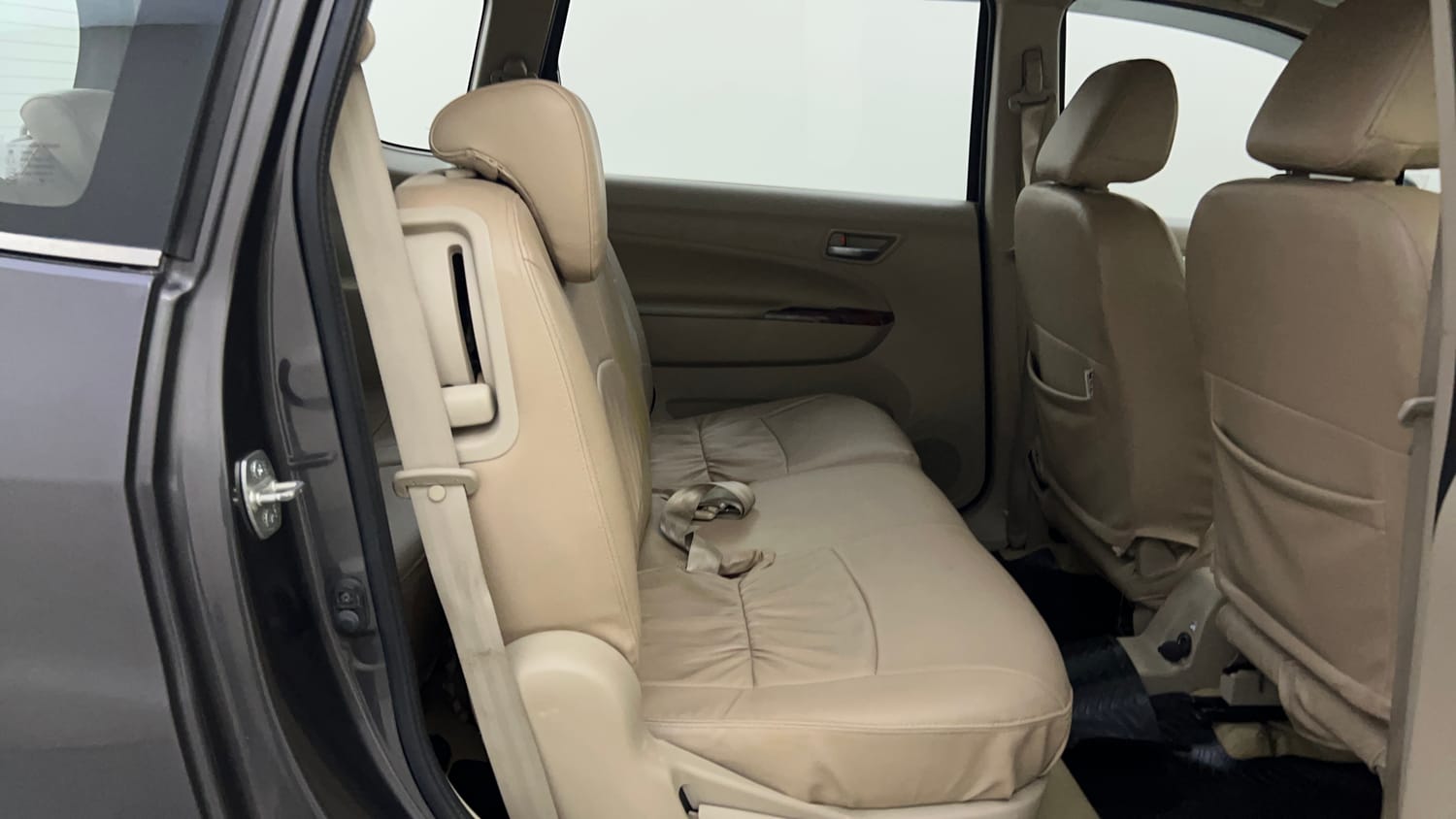 Used 2017 Maruti Suzuki Ertiga ZXI+ Petrol Manual interior RIGHT SIDE REAR DOOR CABIN VIEW