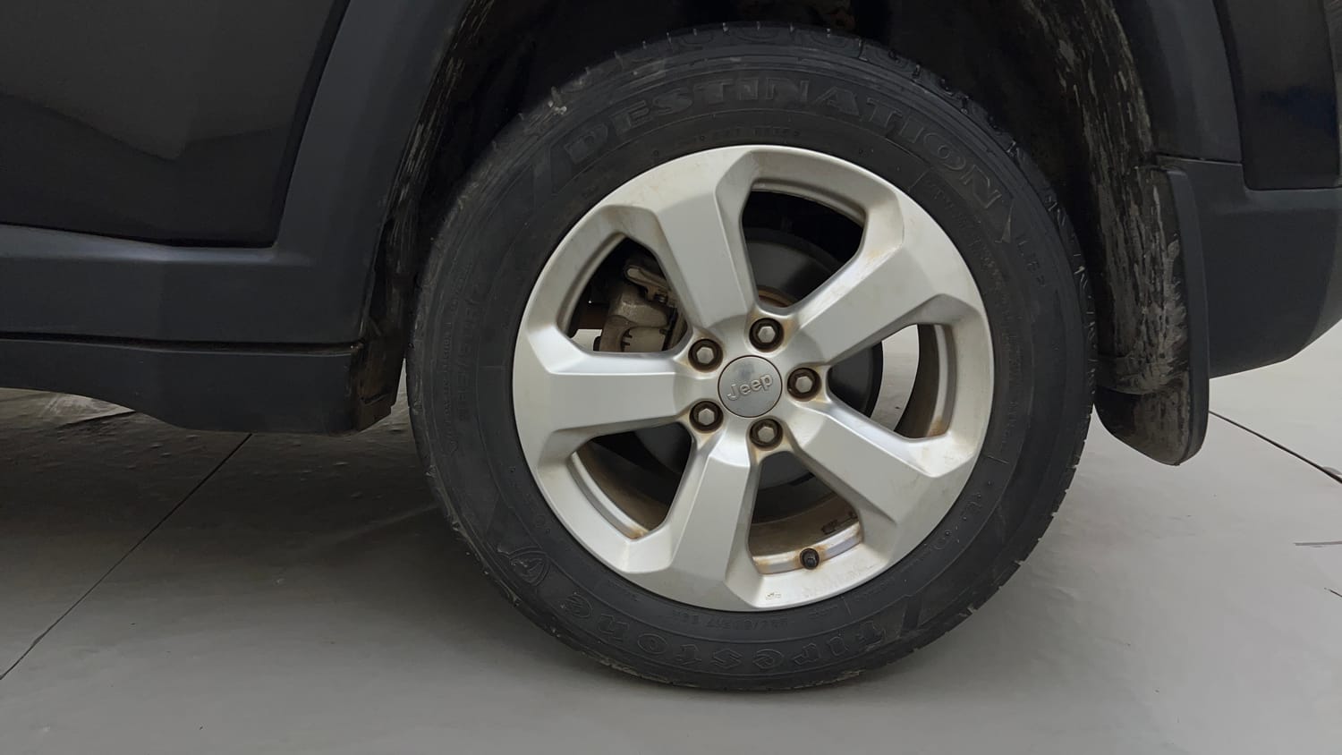 Used 2018 Jeep Compass Limited 1.4 Petrol AT Petrol Automatic tyres LEFT REAR TYRE RIM VIEW