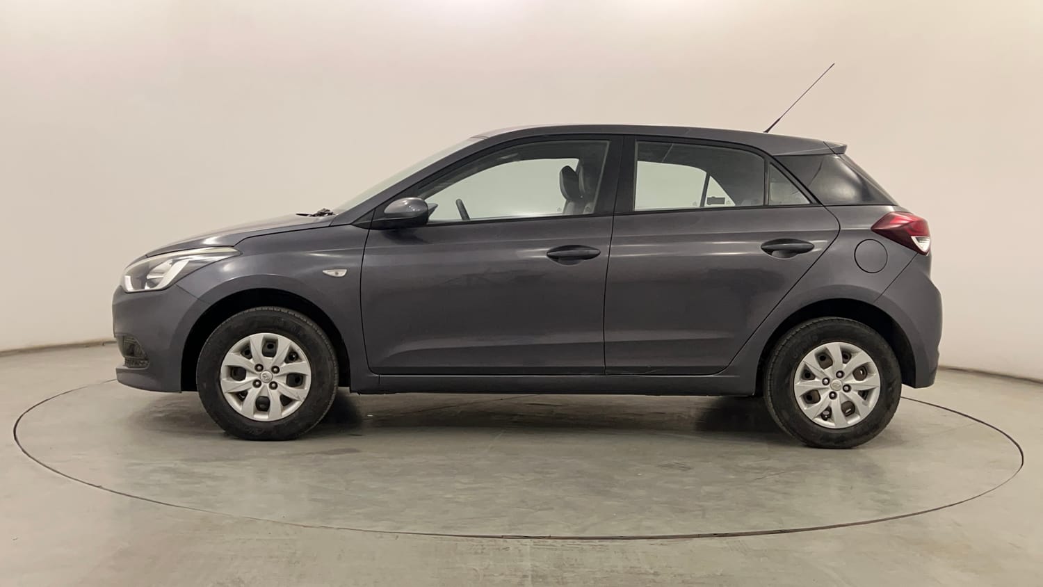 Used 2016 Hyundai Elite i20 Magna 1.2 Petrol Manual exterior LEFT SIDE VIEW