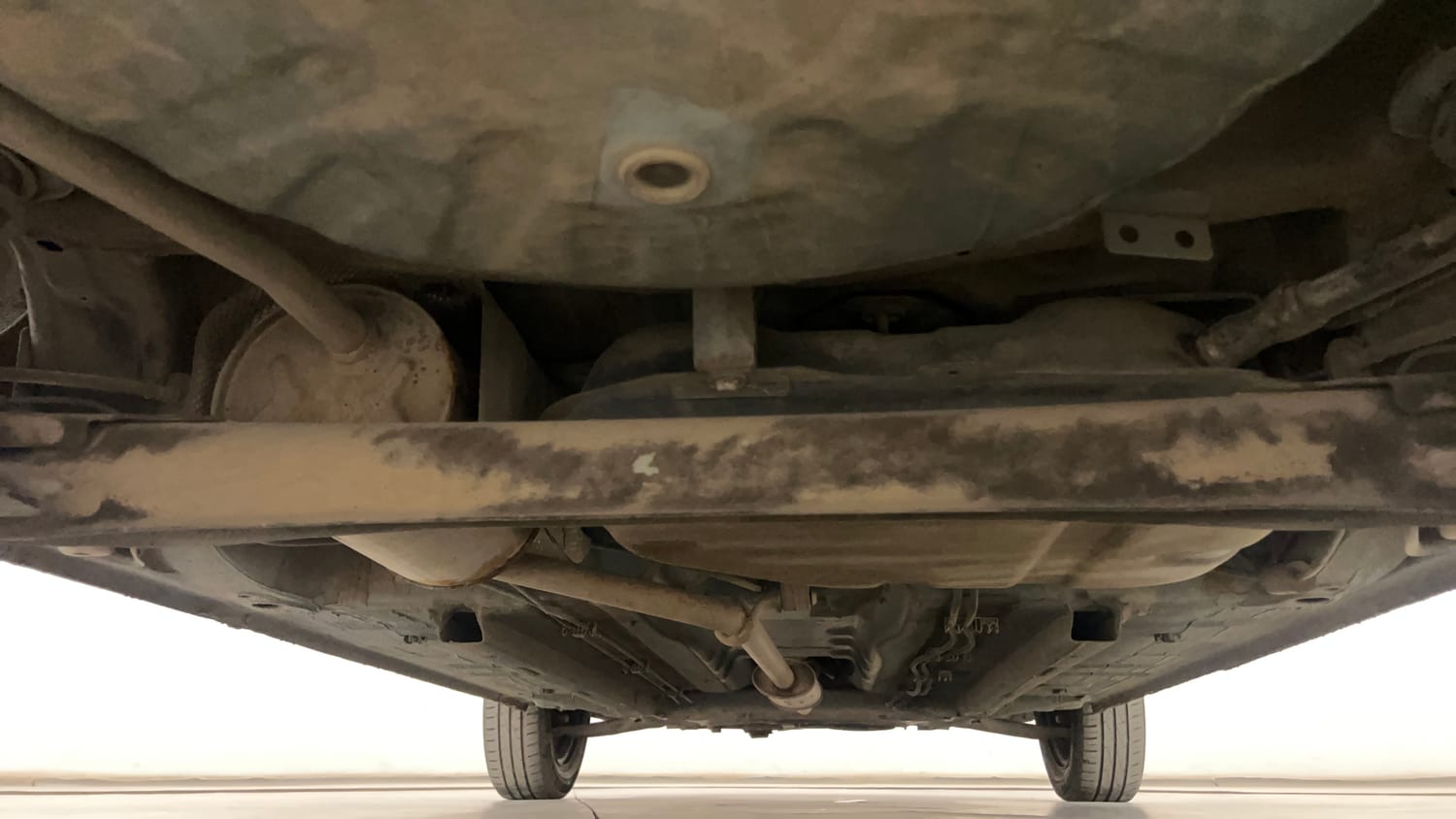 Used 2020 Renault Kwid CLIMBER 1.0 Opt Petrol Manual extra REAR UNDERBODY VIEW (TAKEN FROM REAR)