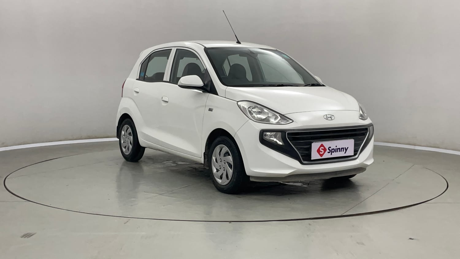 Used 2021 Hyundai Santro Sportz AMT Petrol Automatic exterior RIGHT FRONT CORNER VIEW