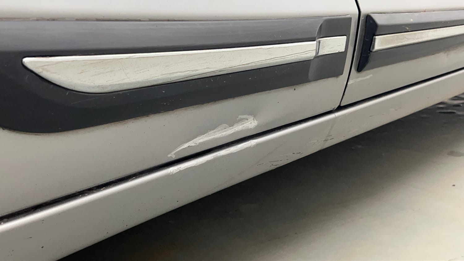 Used 2020 Maruti Suzuki Baleno Alpha Automatic Petrol Automatic dents MINOR SCRATCH