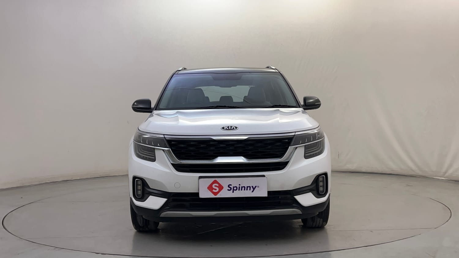 Used 2020 Kia Seltos HTX IVT 1.5 Dual Tone Petrol Automatic exterior FRONT VIEW