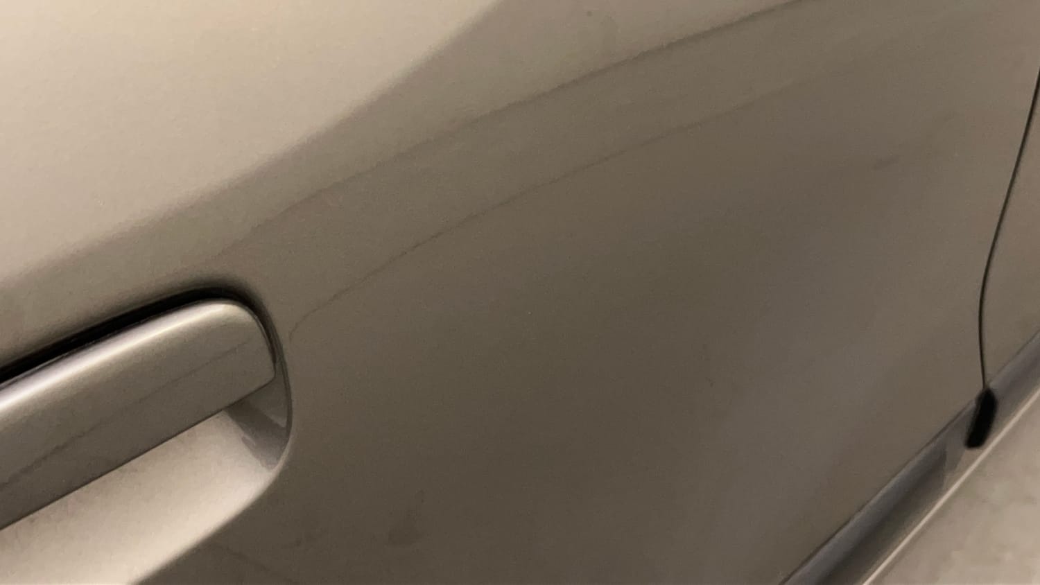 Used 2021 Maruti Suzuki Wagon R VXi (O) 1.2 Petrol Manual dents MINOR SCRATCH