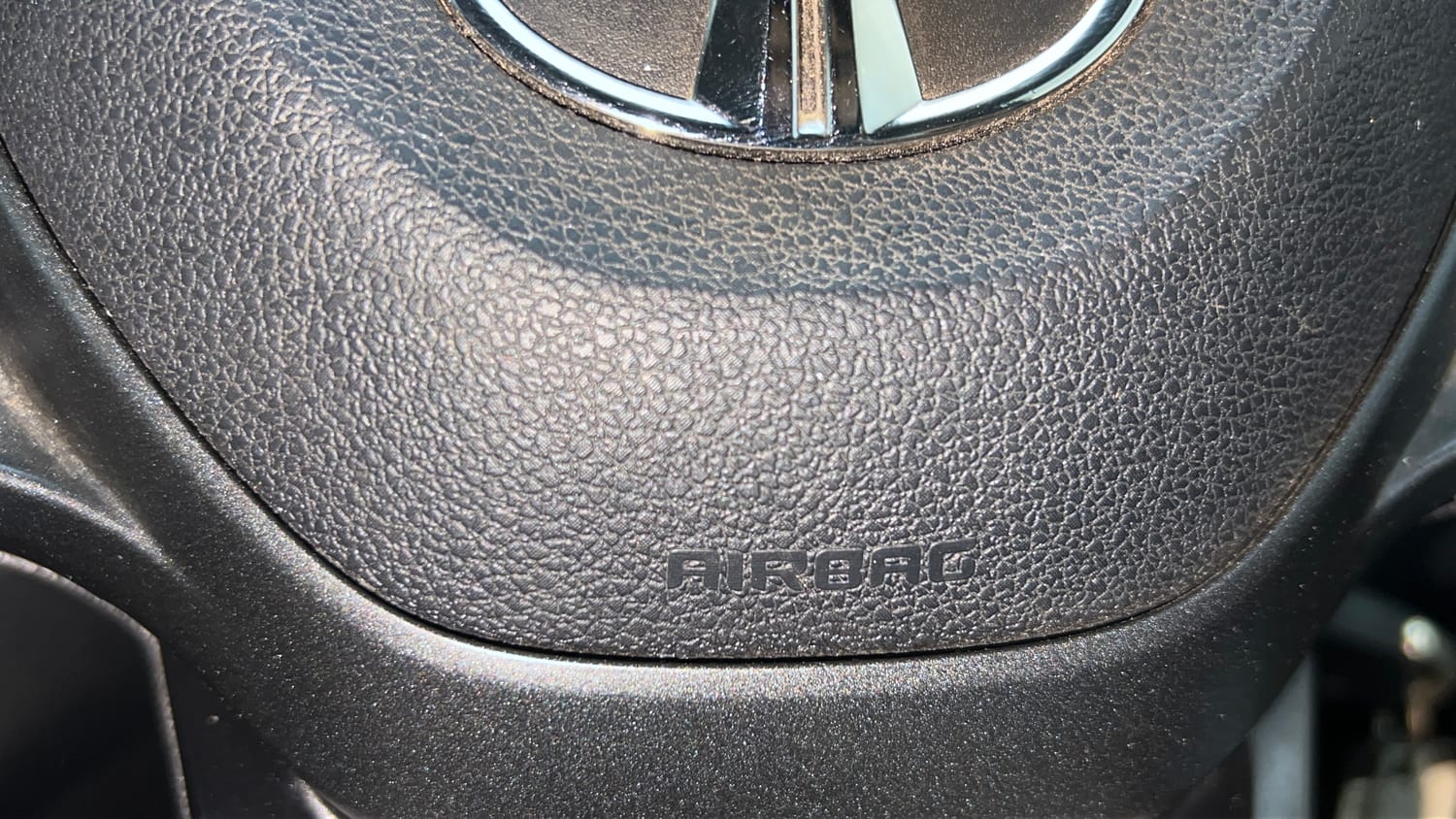 Used 2023 Tata Punch Adventure RHYTHM PACK MT Petrol + CNG (Outside Fitted) Cng Manual top_features Airbags