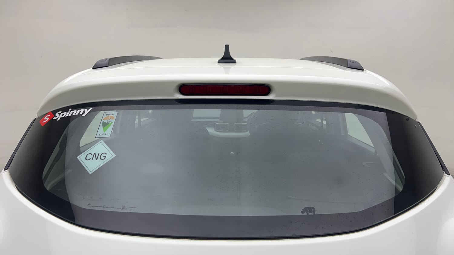 Used 2023 Tata Punch Accomplished Dazzle Sunroof CNG Cng Manual exterior BACK WINDSHIELD VIEW