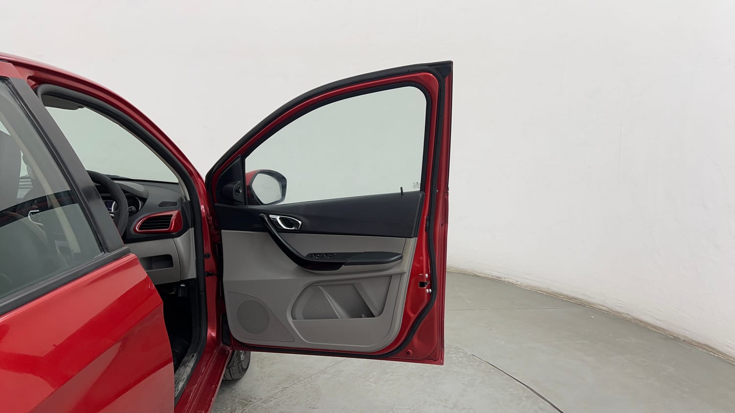 Used 2017 Tata Tiago Revotron XE (O) Petrol Manual interior RIGHT FRONT DOOR OPEN VIEW