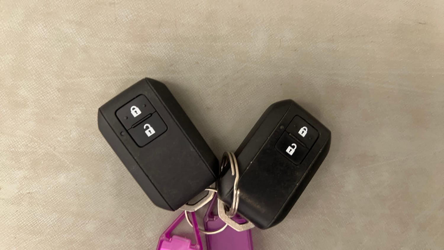 Used 2020 Maruti Suzuki Baleno Zeta Petrol Manual extra CAR KEY VIEW