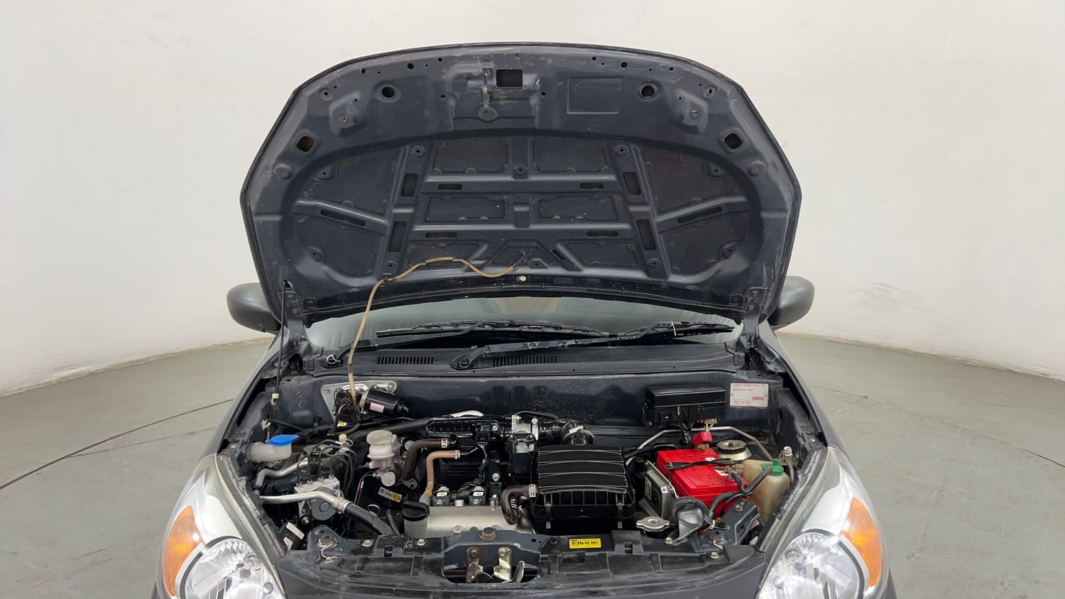 Used 2022 Maruti Suzuki Alto 800 Vxi Plus Petrol Manual engine ENGINE & BONNET OPEN FRONT VIEW