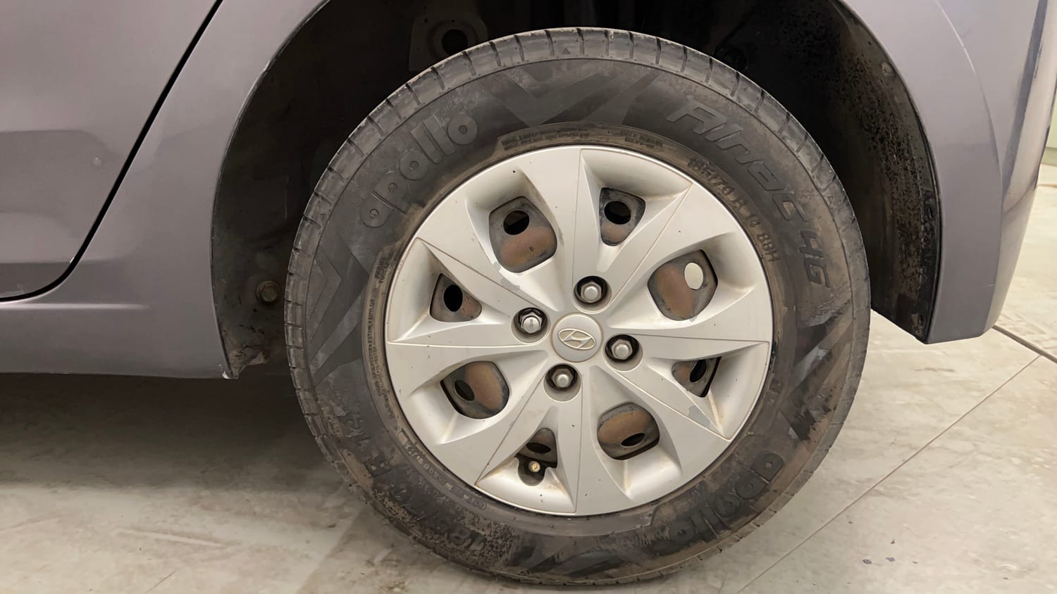 Used 2016 Hyundai Elite i20 Magna 1.2 Petrol Manual tyres LEFT REAR TYRE RIM VIEW