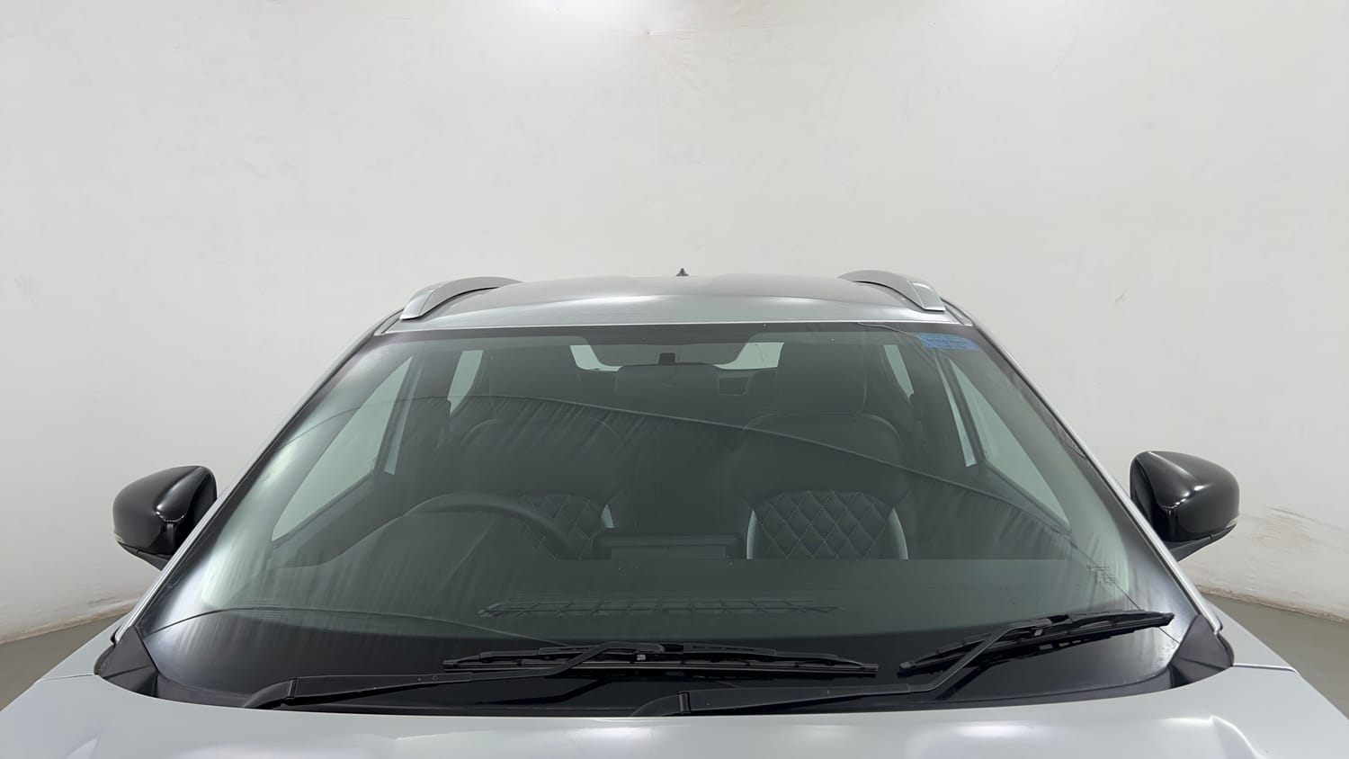 Used 2023 Renault Kiger RXE MT Petrol Manual exterior FRONT WINDSHIELD VIEW