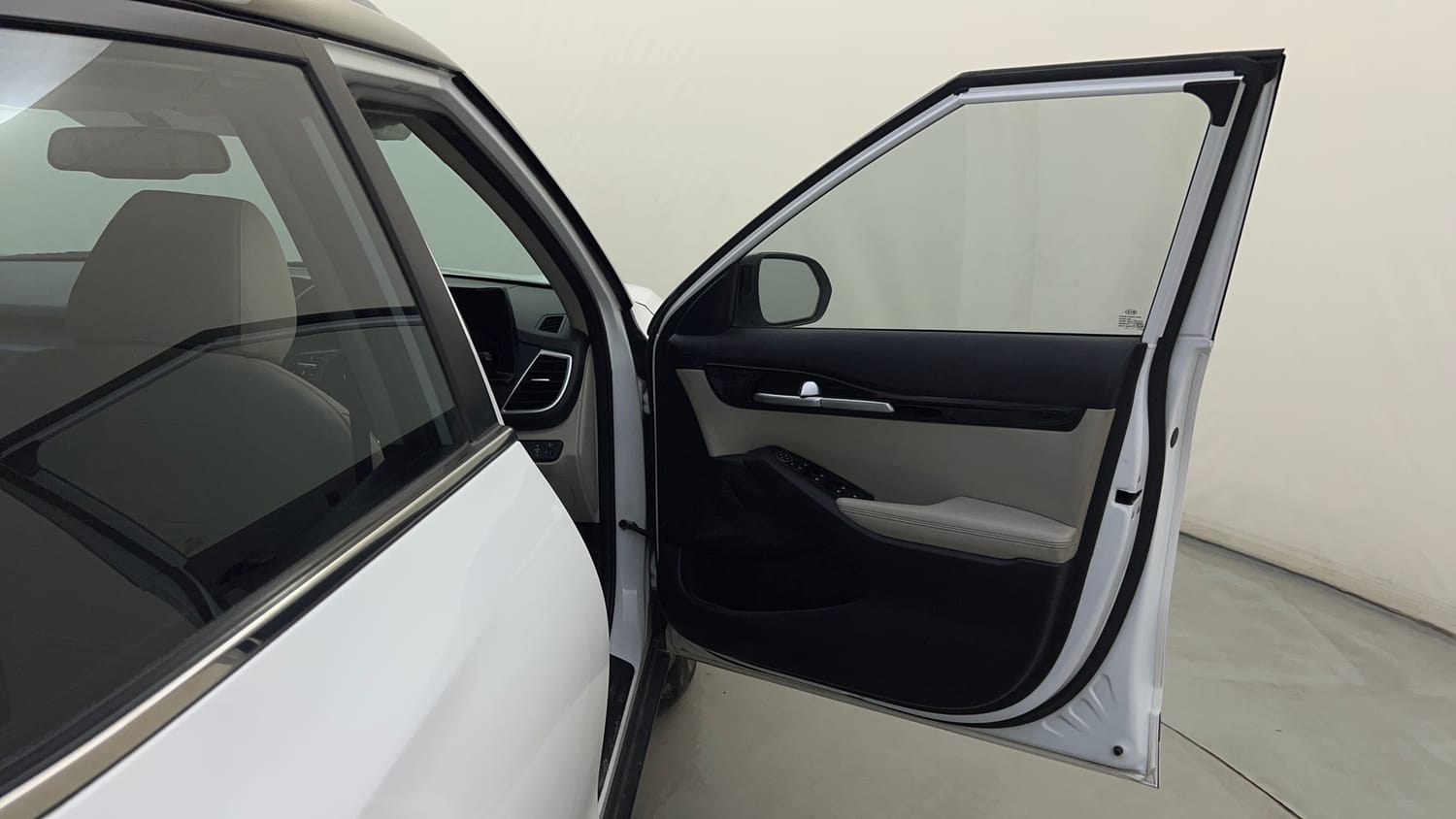 Used 2020 Kia Seltos HTX IVT 1.5 Dual Tone Petrol Automatic interior RIGHT FRONT DOOR OPEN VIEW