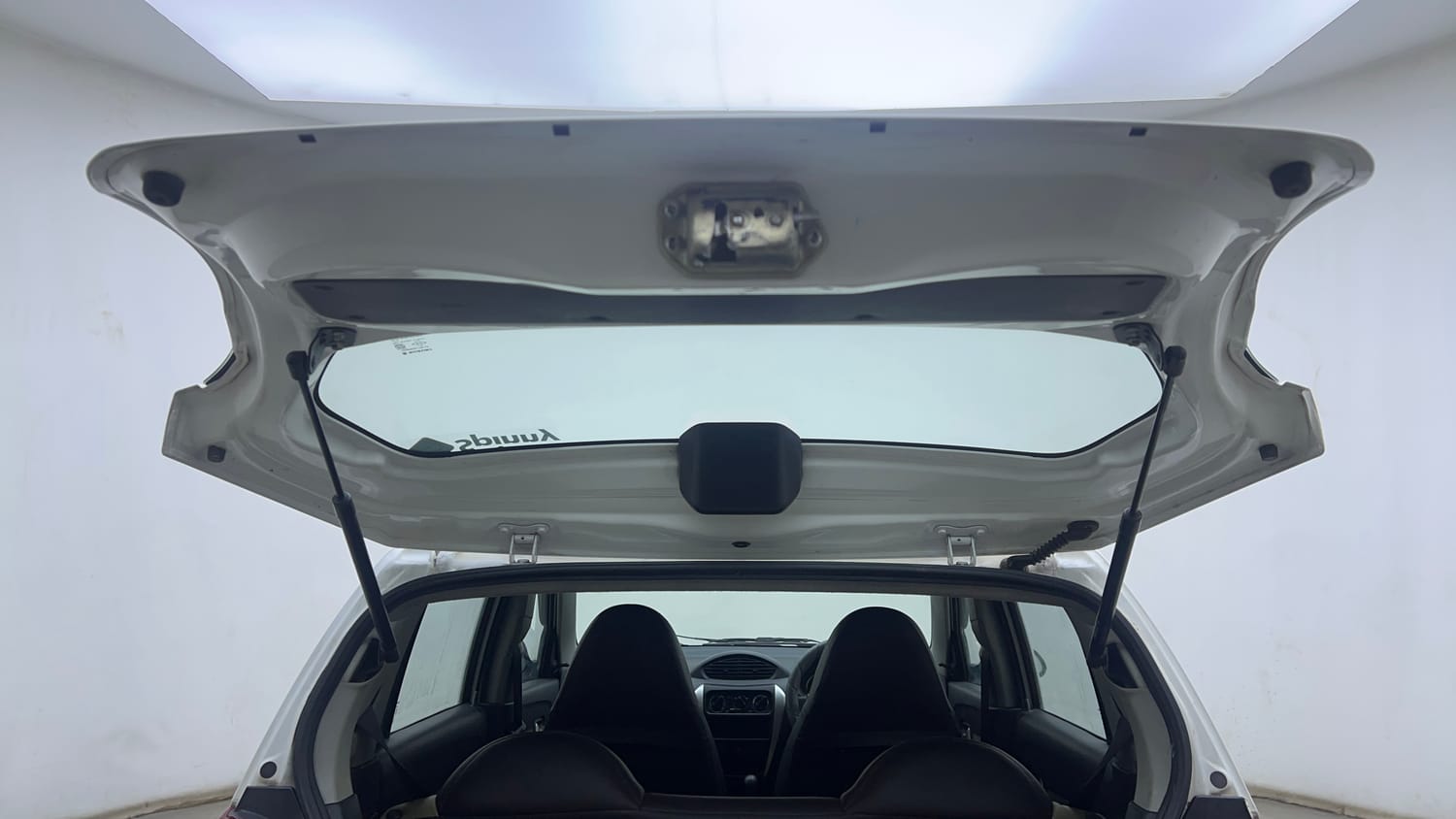 Used 2017 Maruti Suzuki Alto 800 LXi Petrol Manual interior DICKY DOOR OPEN VIEW