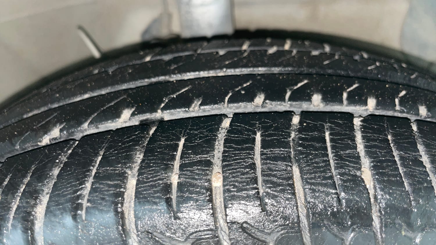 Used 2021 Hyundai Santro Sportz AMT Petrol Automatic tyres RIGHT FRONT TYRE TREAD VIEW