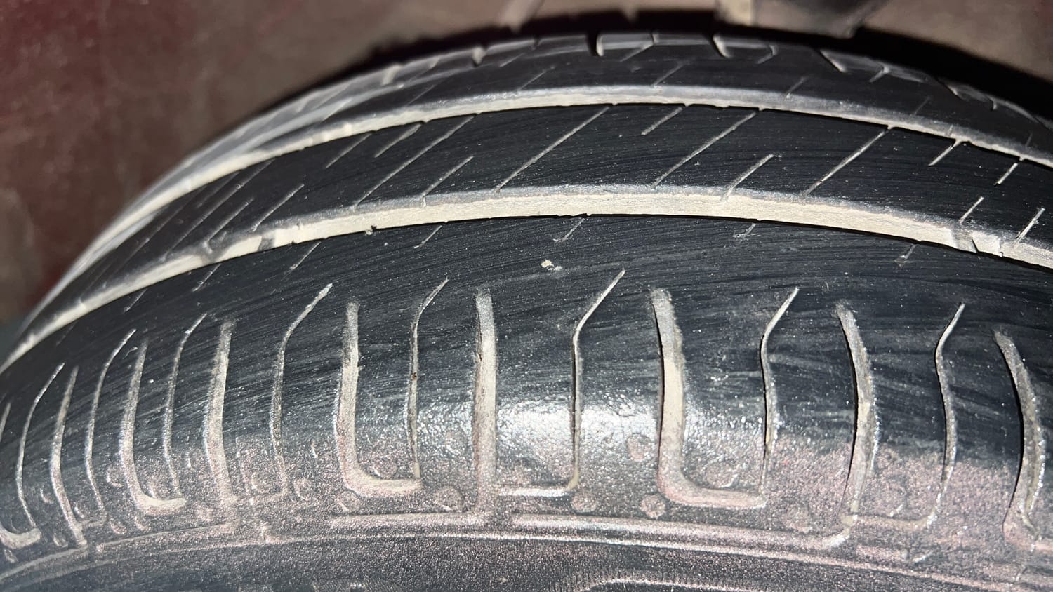 Used 2017 Maruti Suzuki Alto K10 VXi AMT Petrol Automatic tyres RIGHT FRONT TYRE TREAD VIEW