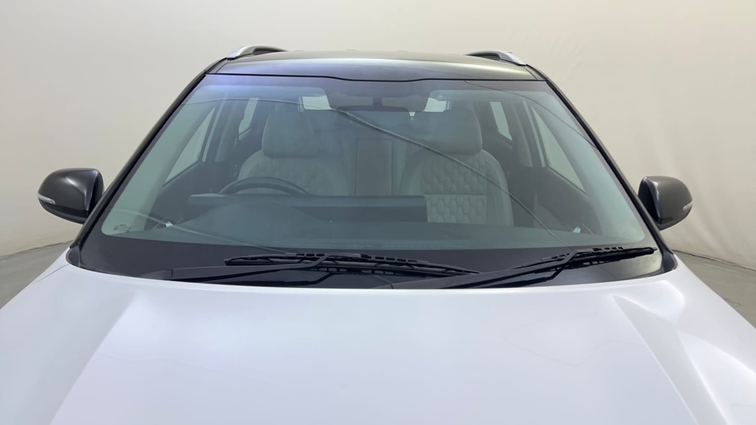 Used 2020 Kia Seltos HTX IVT 1.5 Dual Tone Petrol Automatic exterior FRONT WINDSHIELD VIEW