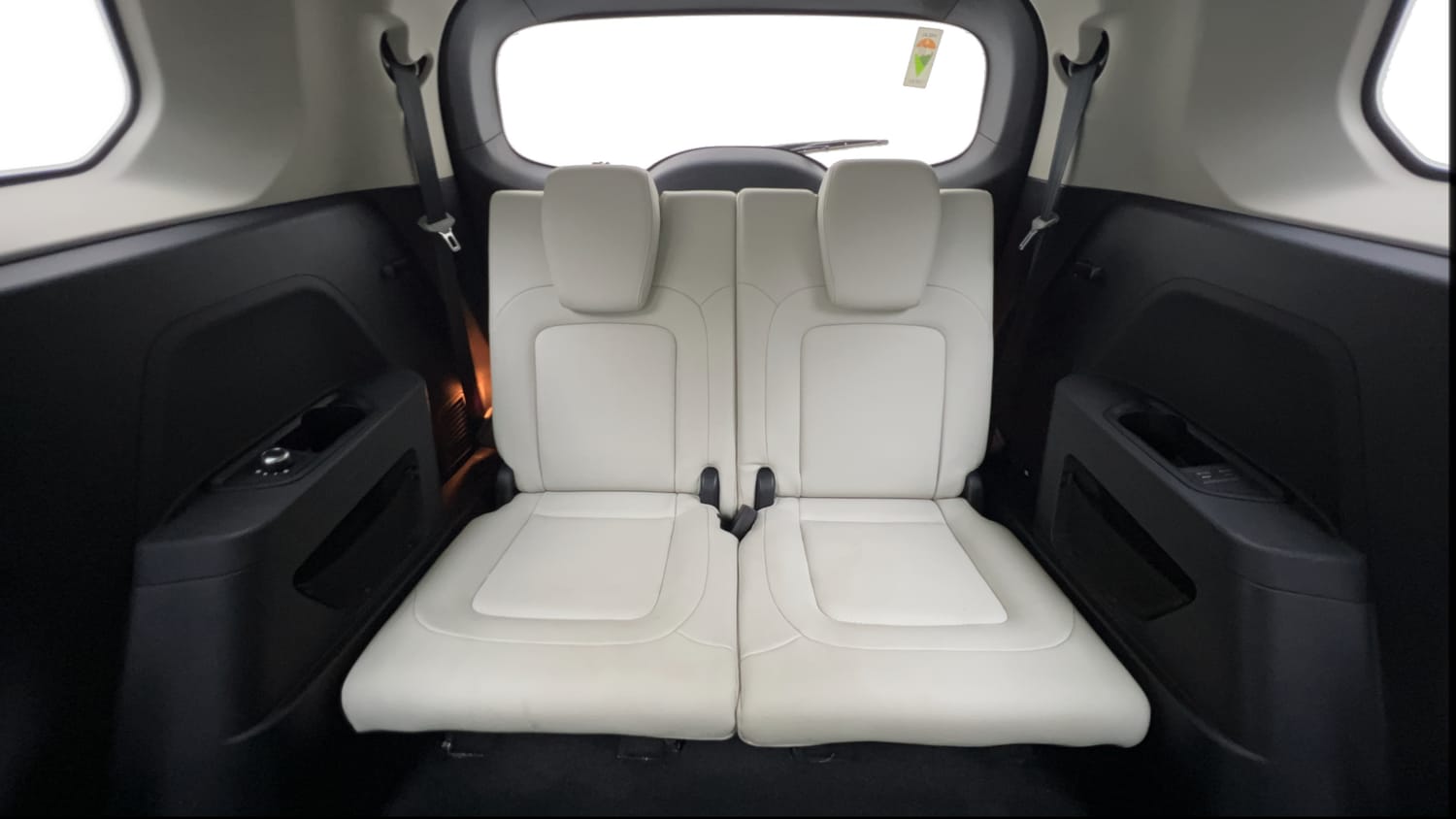 Used 2022 Tata Safari XZA Plus Diesel Automatic interior THIRD ROW SEAT