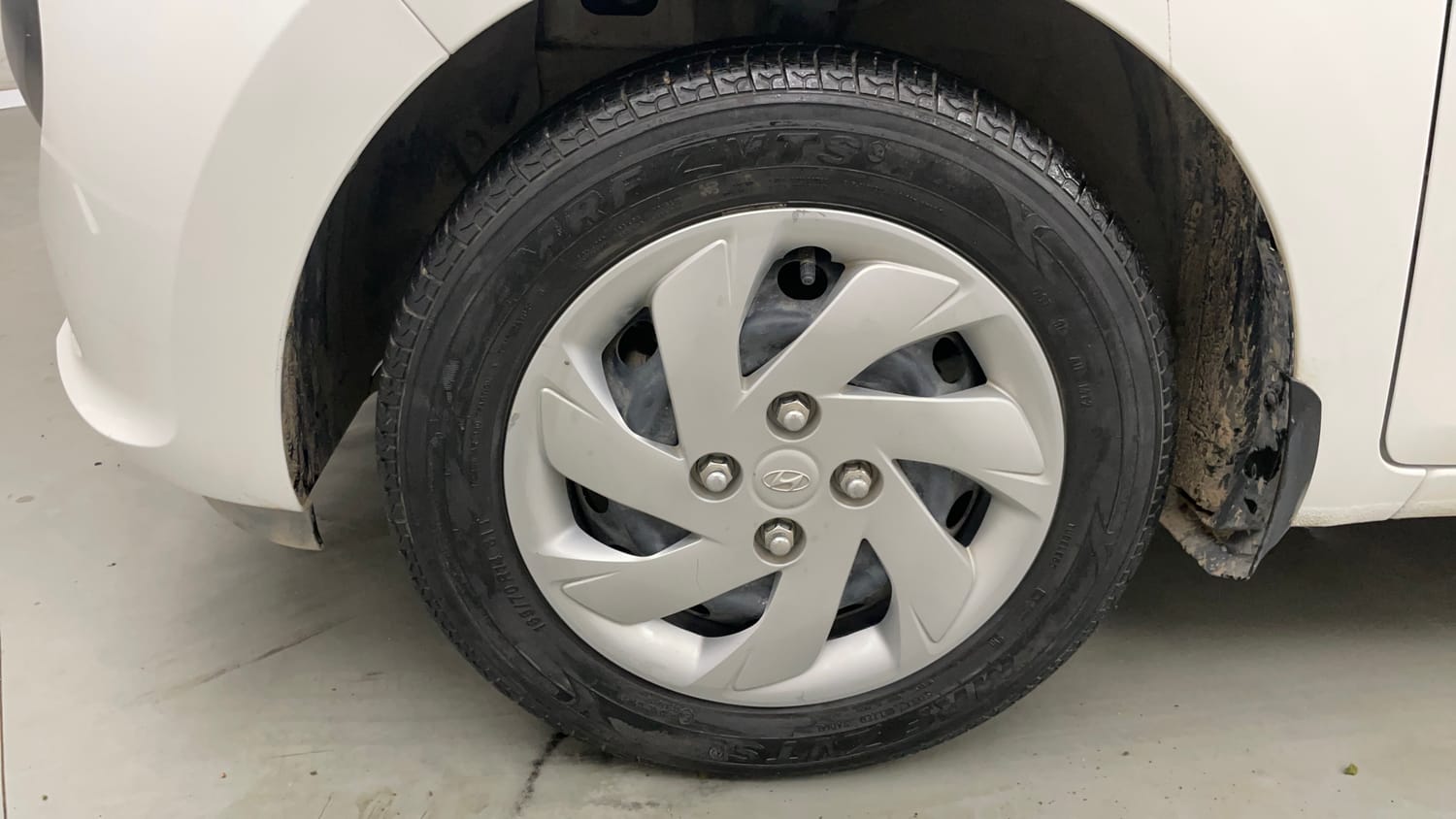 Used 2021 Hyundai Santro Sportz AMT Petrol Automatic tyres LEFT FRONT TYRE RIM VIEW