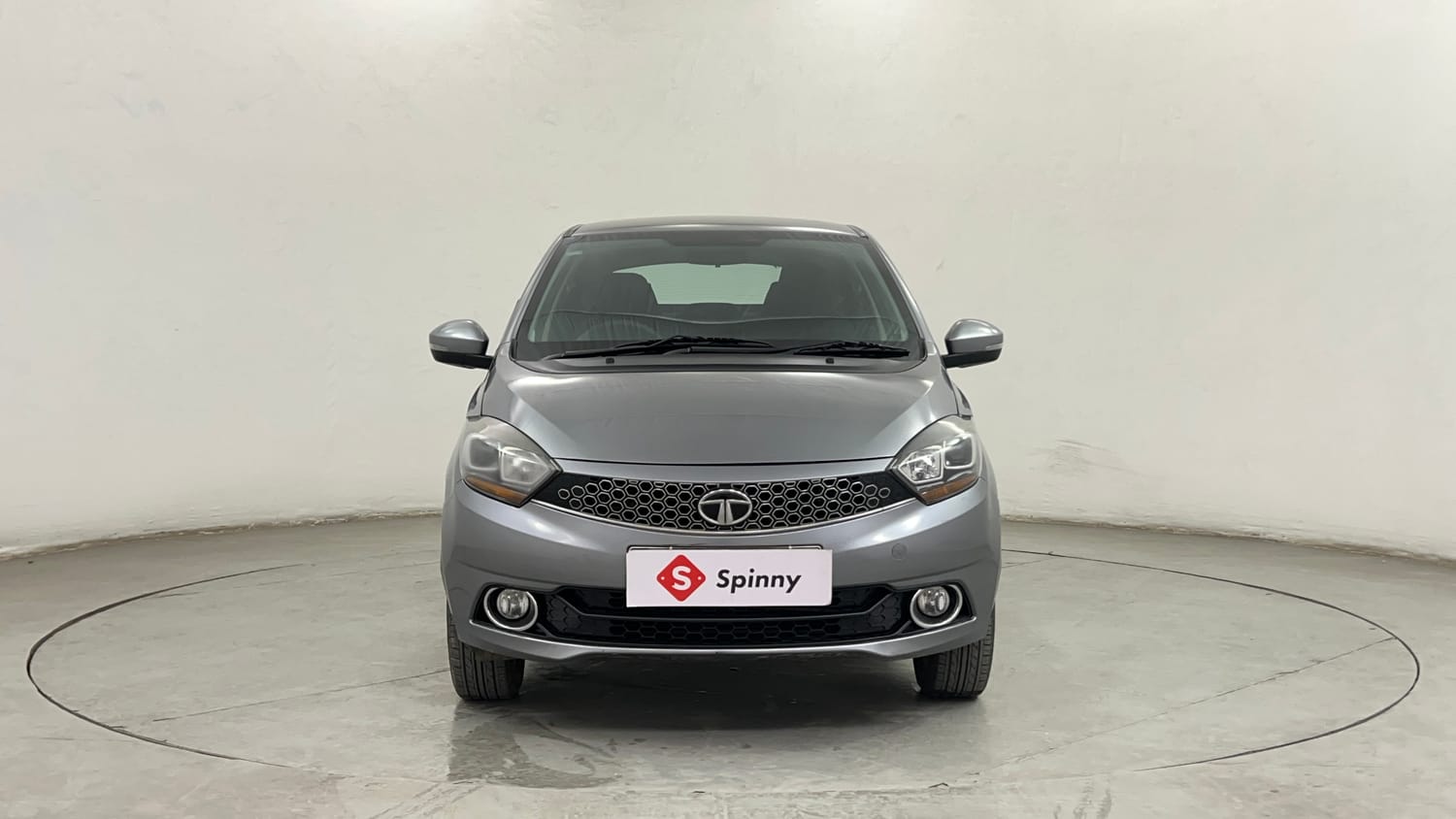 Used 2019 Tata Tigor Revotron XZA Petrol Automatic exterior FRONT VIEW