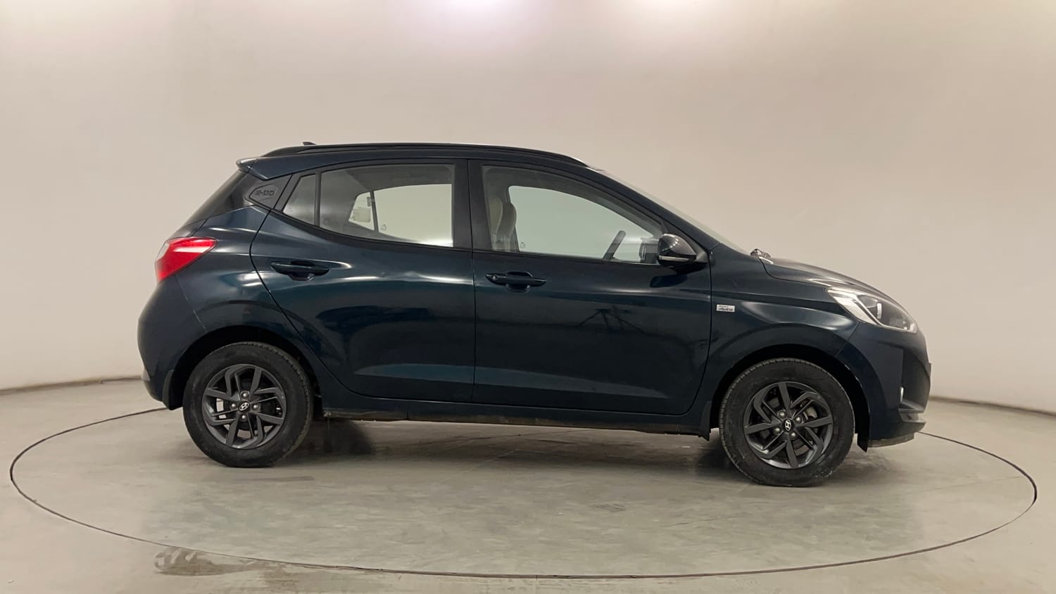 Used 2021 Hyundai Grand i10 Nios Sportz AMT 1.2 Kappa VTVT Petrol Automatic exterior RIGHT SIDE VIEW
