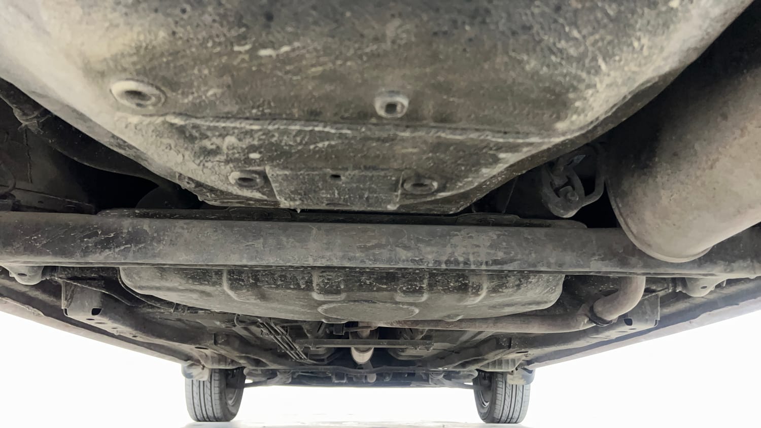 Used 2017 Tata Tiago Revotron XE (O) Petrol Manual extra REAR UNDERBODY VIEW (TAKEN FROM REAR)