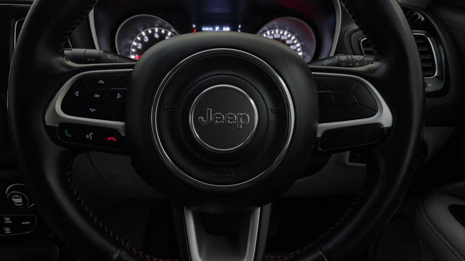 Used 2018 Jeep Compass Limited 1.4 Petrol AT Petrol Automatic top_features Airbags