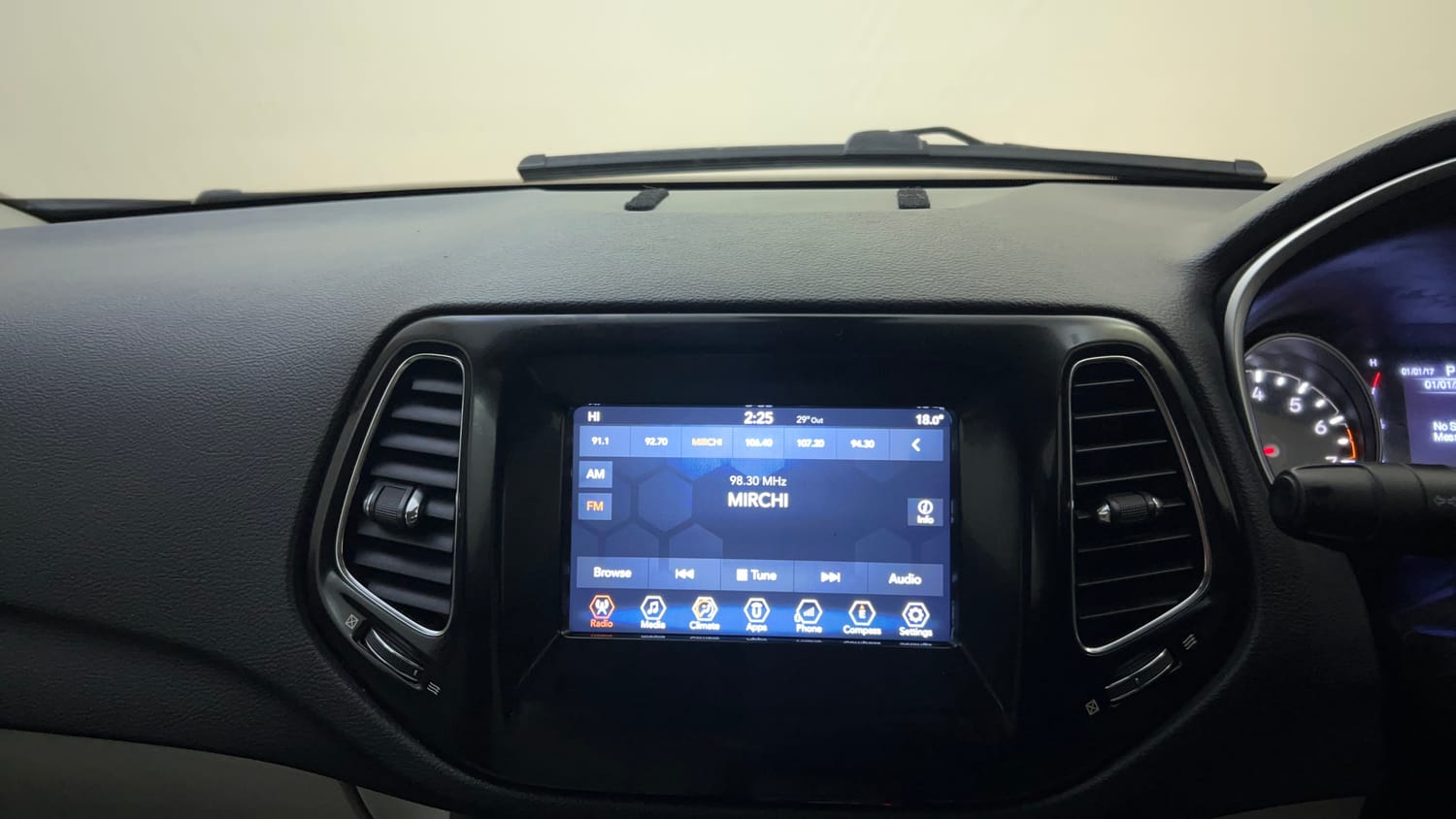 Used 2018 Jeep Compass Limited 1.4 Petrol AT Petrol Automatic top_features Integrated (in-dash) music system