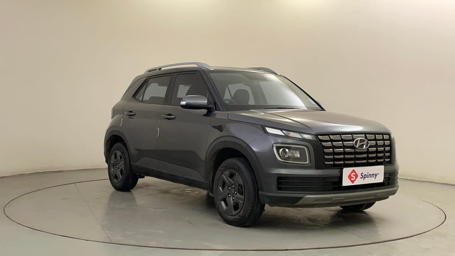 Used 2024 Hyundai Venue SX 1.2 Petrol Petrol Manual exterior RIGHT FRONT CORNER VIEW