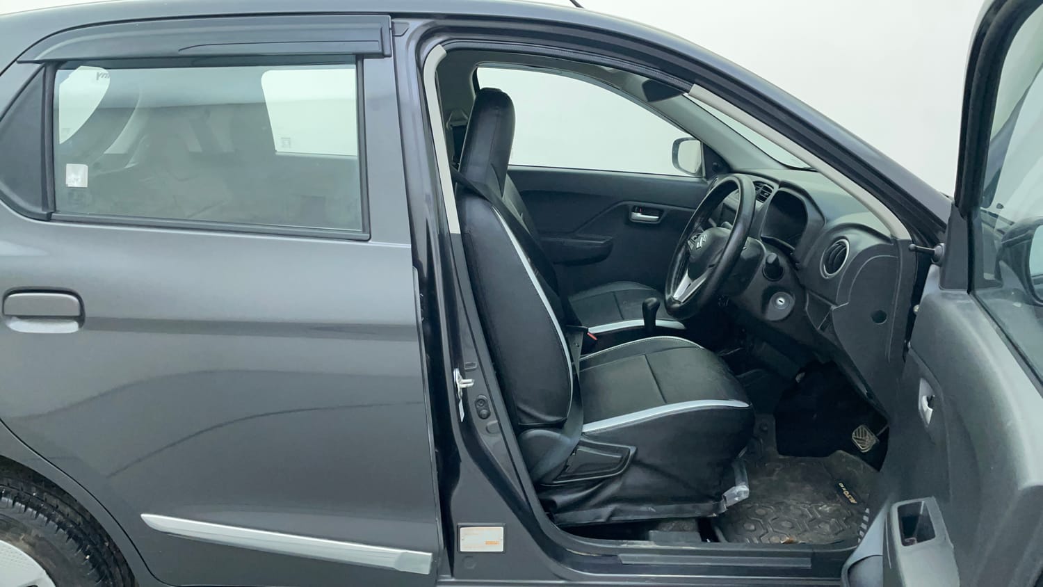 Used 2024 Maruti Suzuki Alto K10 VXi Plus (O) AGS Petrol Automatic interior RIGHT SIDE FRONT DOOR CABIN VIEW