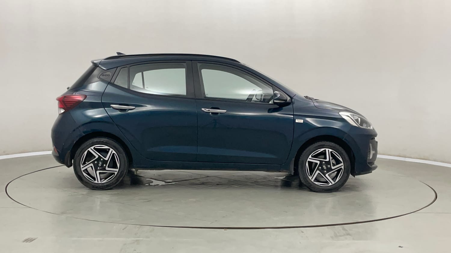 Used 2024 Hyundai Grand i10 Nios Asta 1.2 Kappa AMT Petrol Automatic exterior RIGHT SIDE VIEW