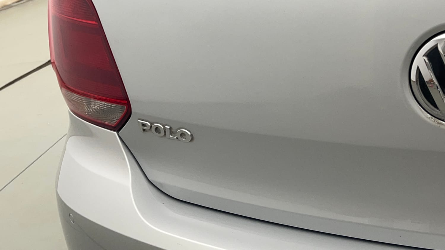Used 2014 Volkswagen Polo Trendline 1.2L (P) Petrol Manual dents MINOR SCRATCH