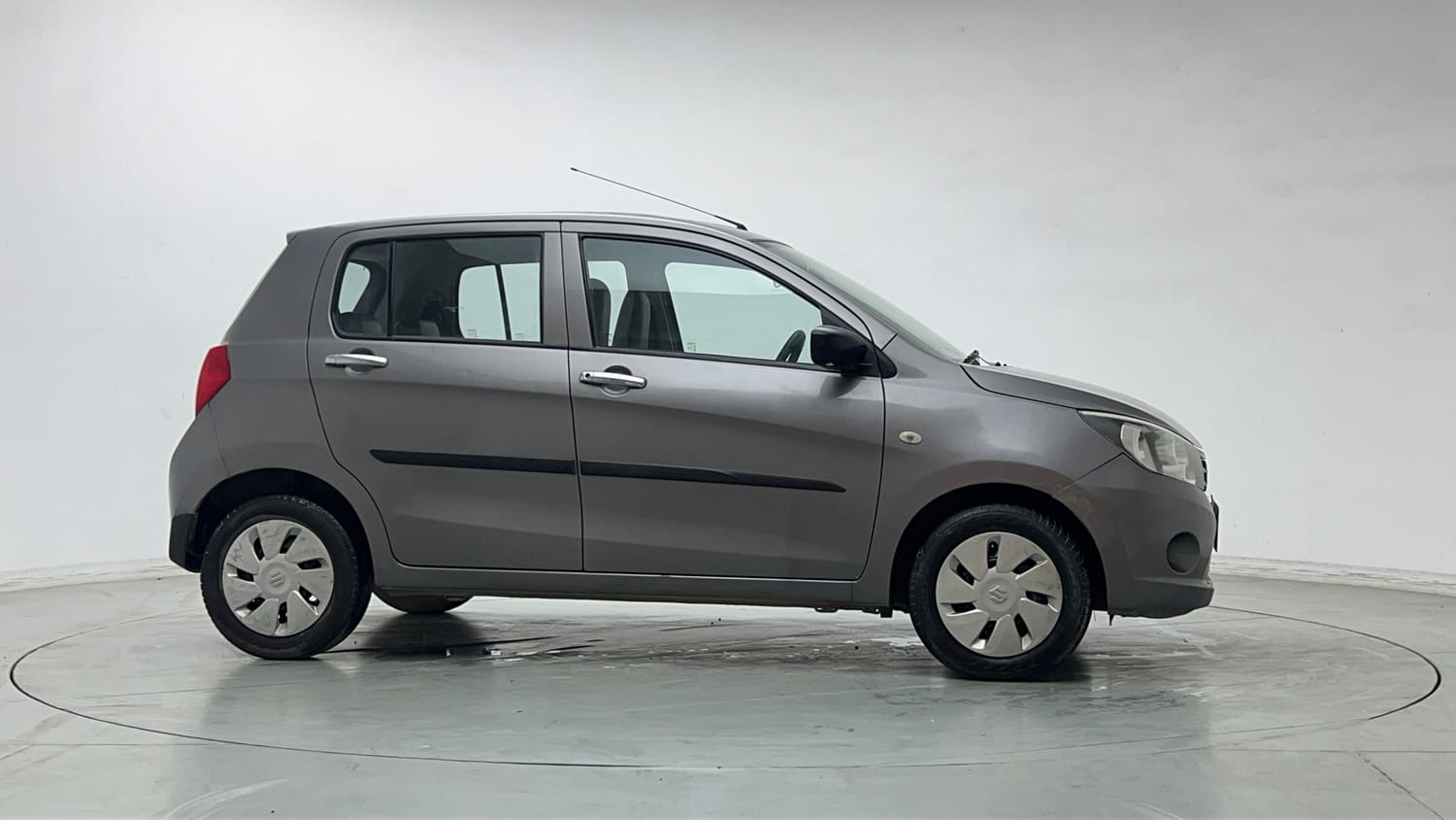 Used 2016 Maruti Suzuki Celerio VXi Petrol Manual exterior RIGHT SIDE VIEW