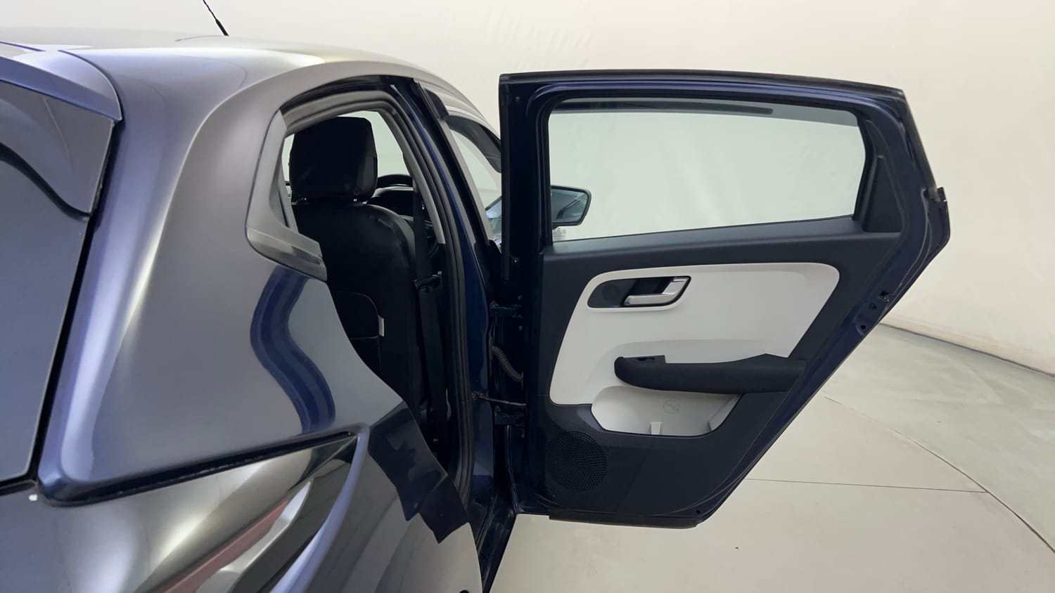 Used 2023 Tata Altroz XZ Diesel Diesel Manual interior RIGHT REAR DOOR OPEN VIEW