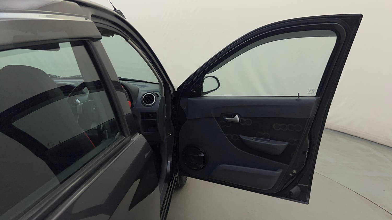 Used 2014 Maruti Suzuki Alto 800 Lxi Petrol Manual interior RIGHT FRONT DOOR OPEN VIEW