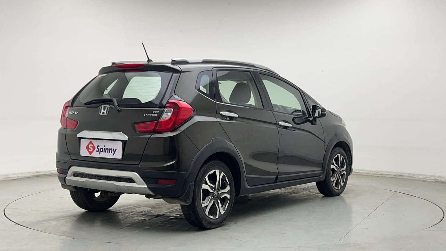 Used 2018 Honda WR-V VX MT Petrol Petrol Manual exterior RIGHT REAR CORNER VIEW