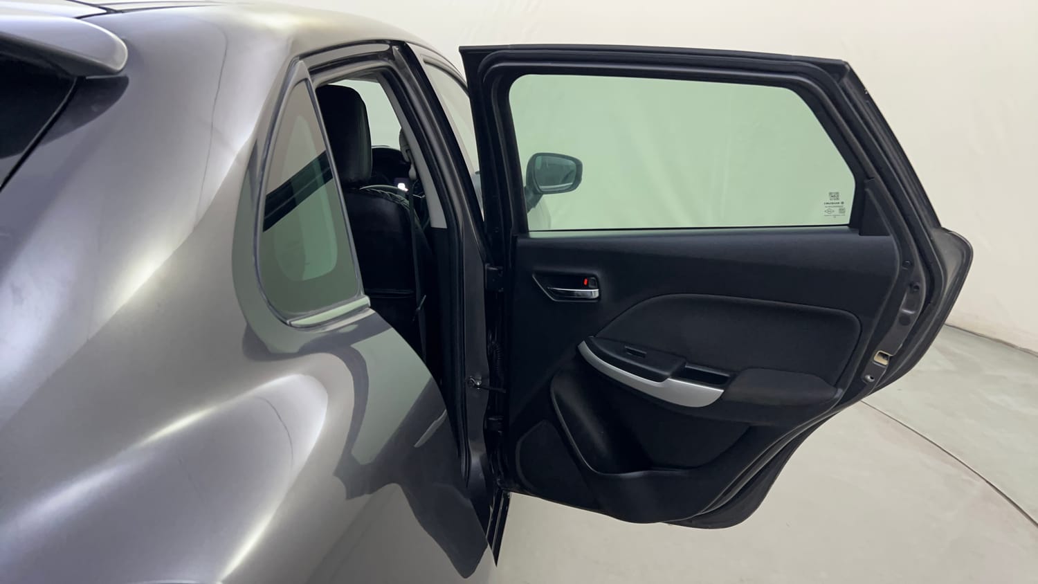 Used 2018 Maruti Suzuki Baleno Alpha 1.2 Petrol Manual interior RIGHT REAR DOOR OPEN VIEW