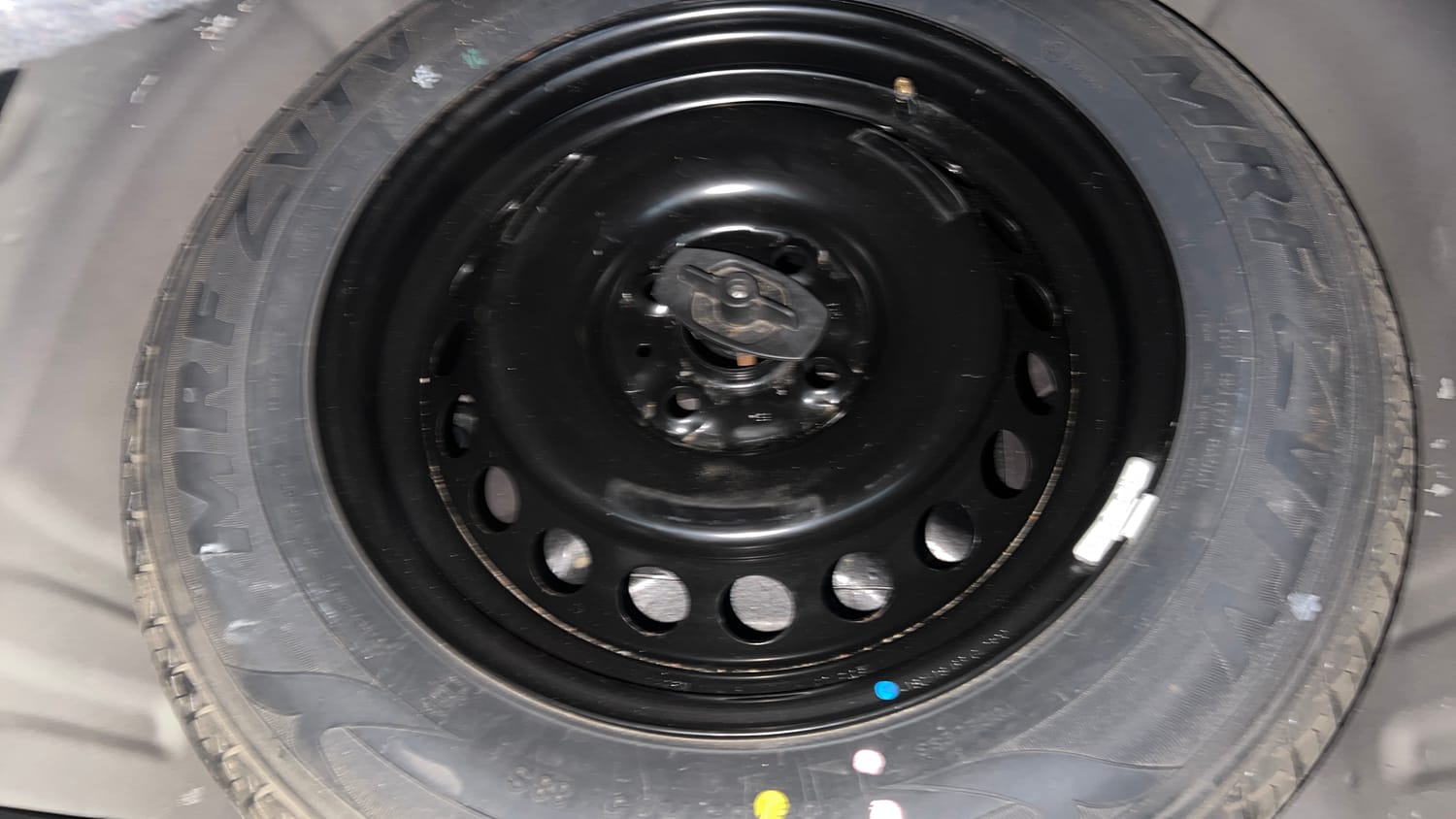 Used 2018 Maruti Suzuki Baleno Delta 1.2 Petrol Manual tyres SPARE TYRE VIEW
