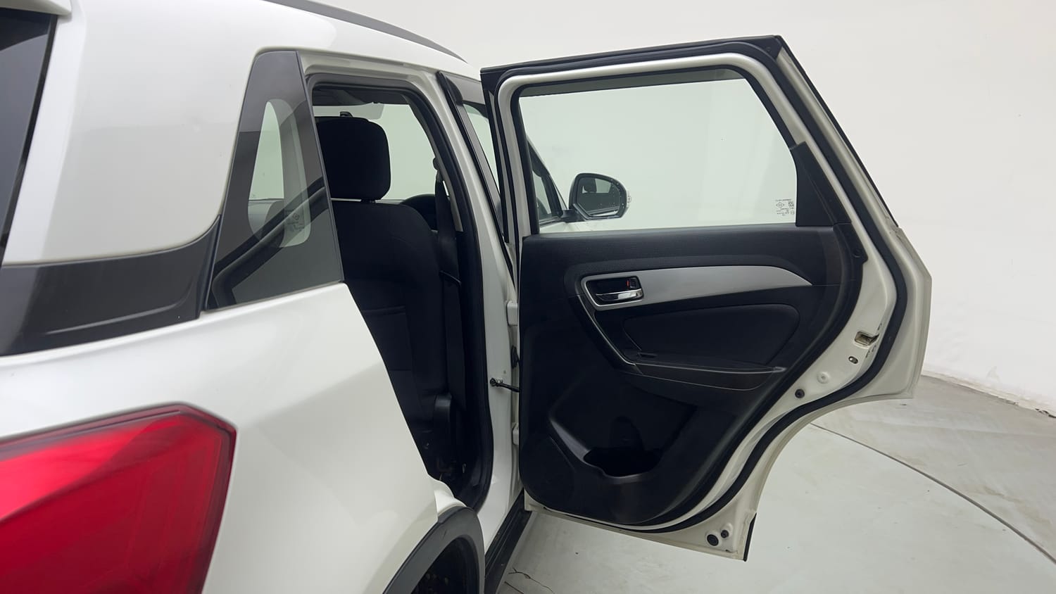 Used 2021 maruti-suzuki Vitara Brezza ZXi Petrol Manual interior RIGHT REAR DOOR OPEN VIEW