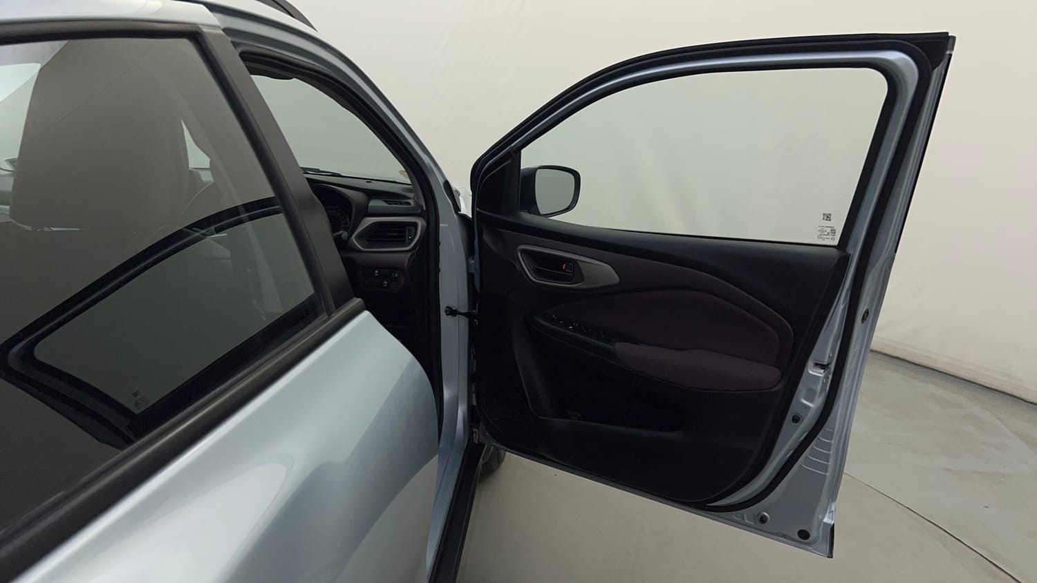 Used 2024 Maruti Suzuki Fronx Delta Plus (O) 1.2L MT Petrol Manual interior RIGHT FRONT DOOR OPEN VIEW