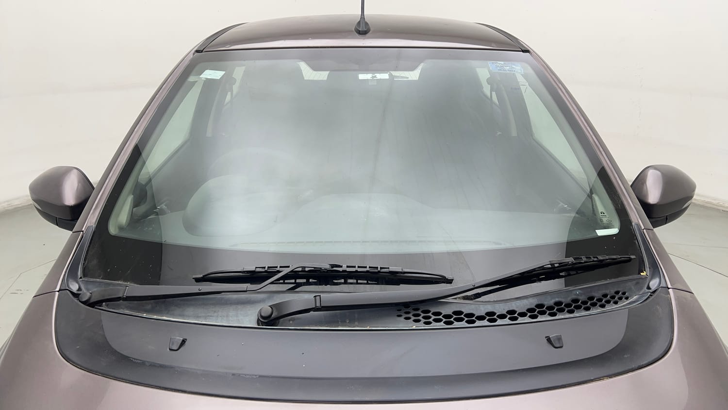 Used 2017 Tata Tiago Revotron XZ w/o Alloy Petrol Manual exterior FRONT WINDSHIELD VIEW